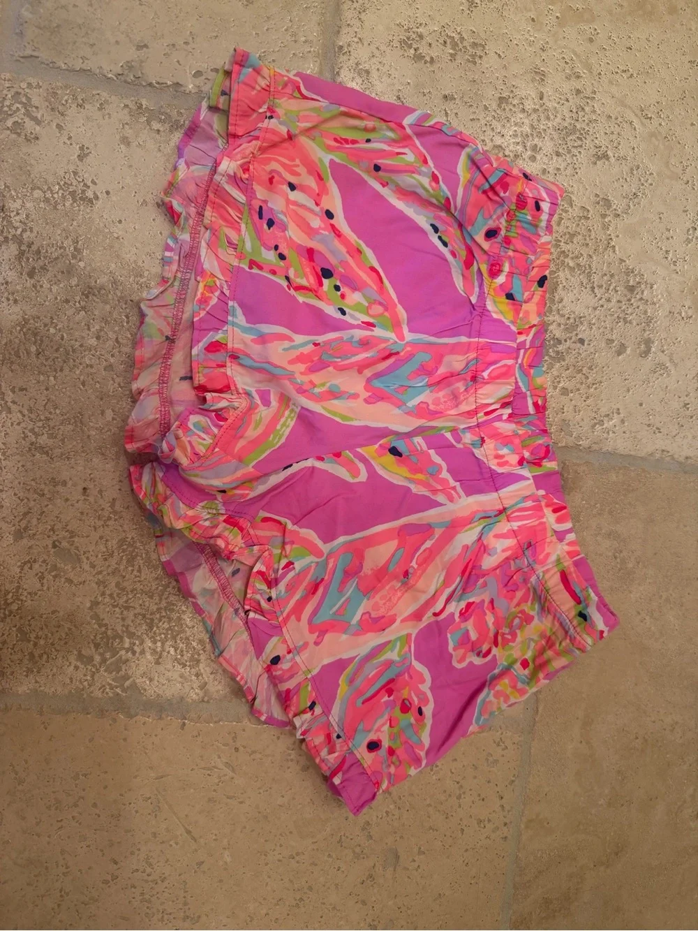 Lilly Pulitzer Pink Multi Tropical Print Ruffle Hem Shorts - Picture 1 of 3